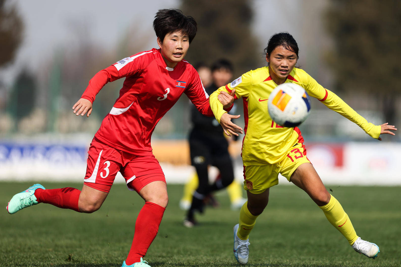 关于韩国女足球员表现出色，助球队斩获胜利的信息