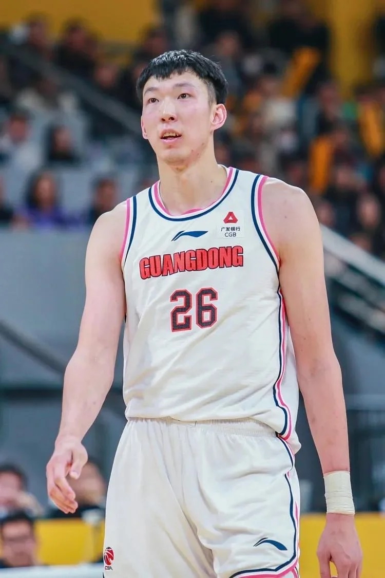 精打细算!球队以小胜晋级下一轮 精打细算!球队以小胜晋级下一轮