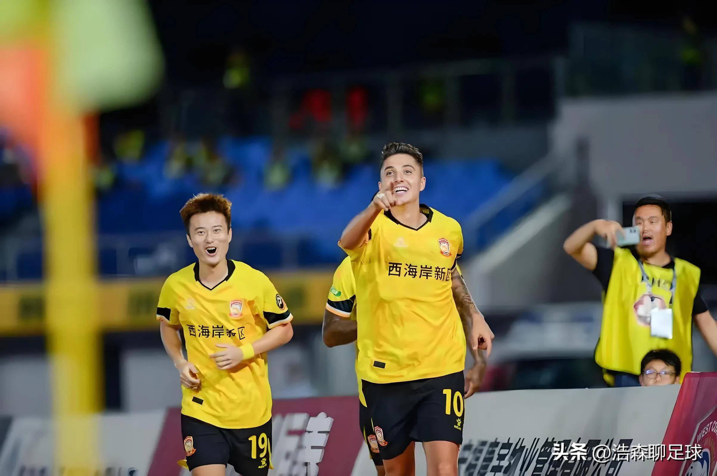 青岛客场取胜,球队迎接连胜的简单介绍 青岛客场取胜,球队迎接连胜的简单介绍