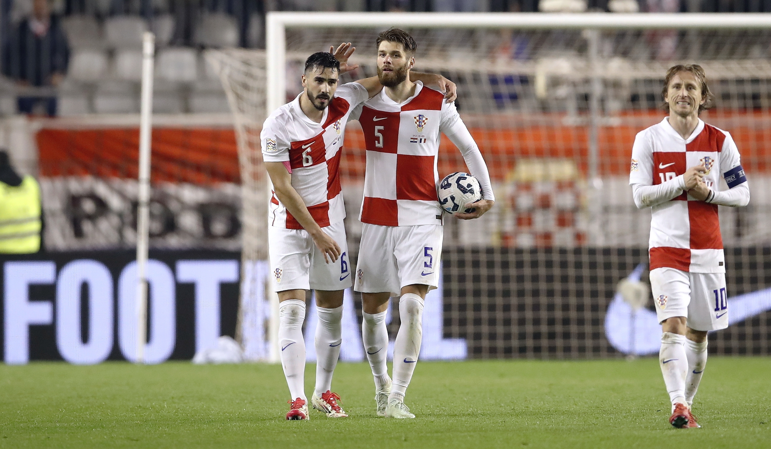 aoa体育视频-南斯拉夫队将在欧洲足球联赛中迎战克罗地亚的简单介绍