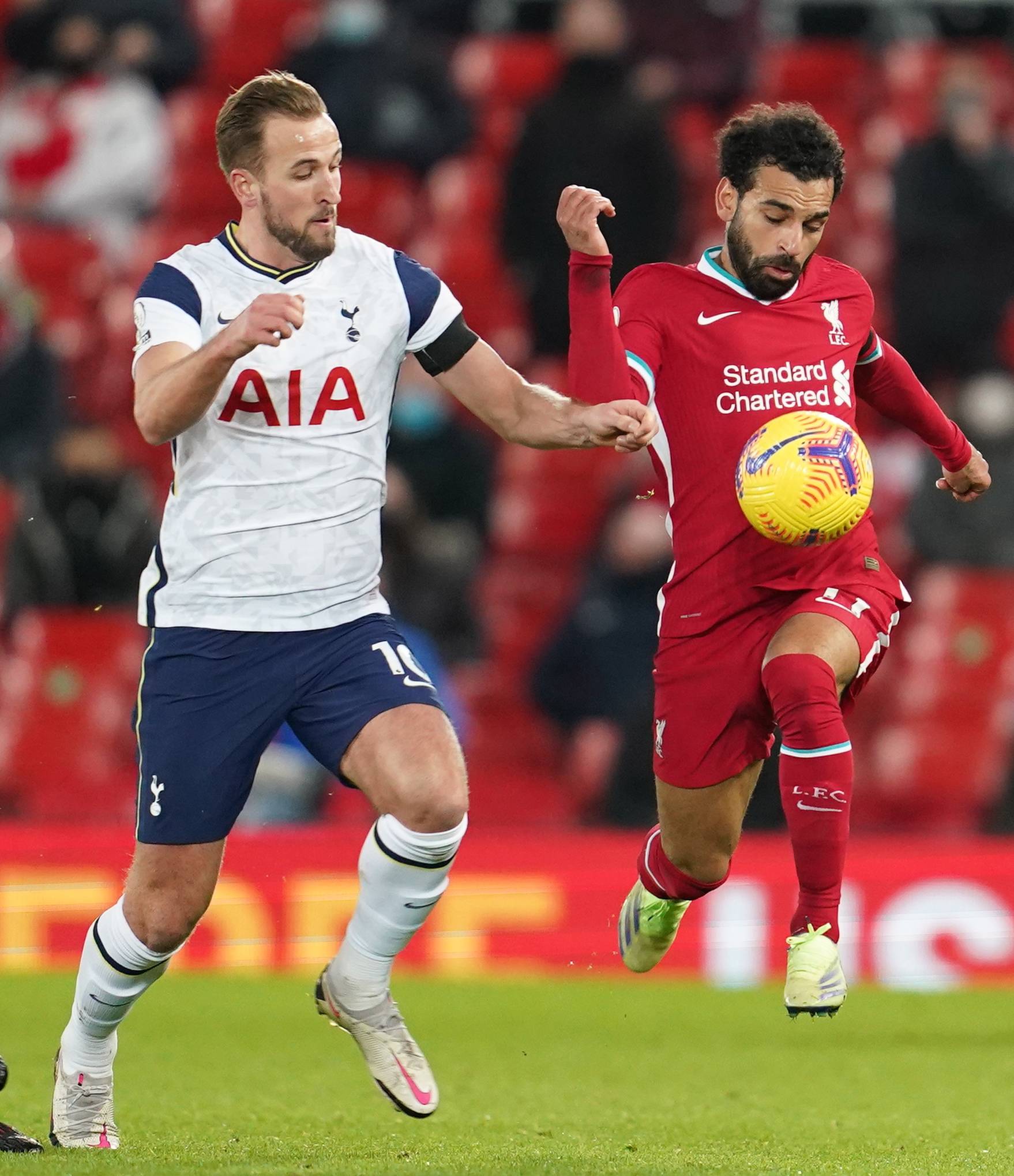 托特纳姆热刺欲夺得联赛榜首位置,迎战利物浦 托特纳姆热刺欲夺得联赛榜首位置,迎战利物浦