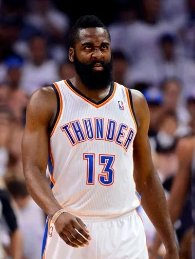 包含雷霆轻松战胜篮网，杜兰特缺席雷亚66分的词条