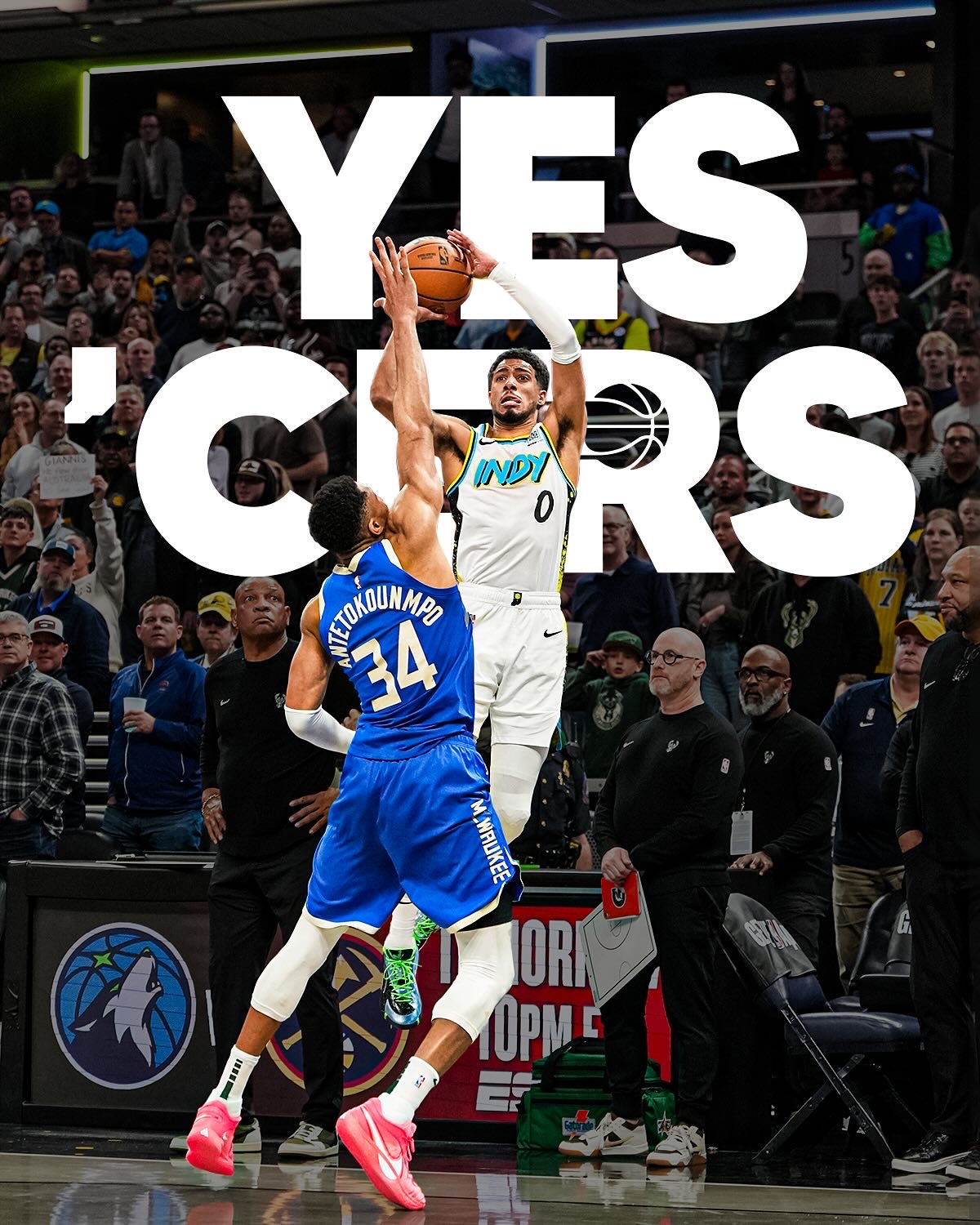 包含雄鹿外线射手砍下生涯新高得分的词条